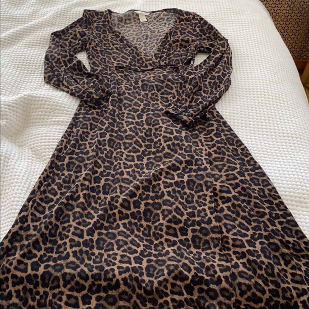 Leopard print dress. Without tags, like new one.